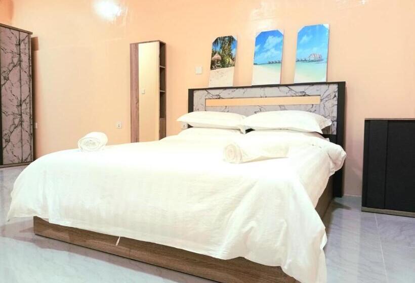 اتاق اکونومی, Tropical Stay Thulusdhoo