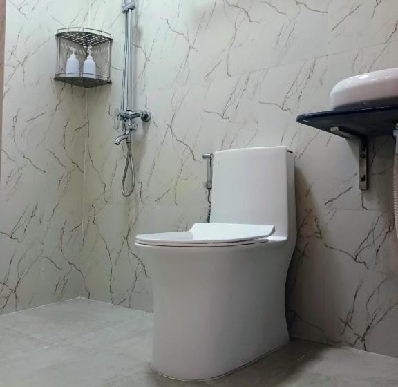 اتاق اکونومی, Tropical Stay Thulusdhoo