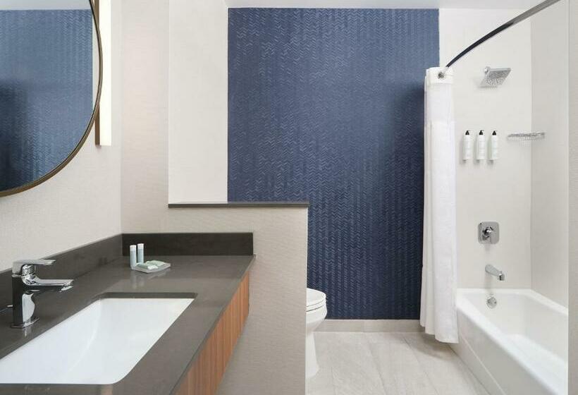 Люкс Кровать Кинг, Fairfield Inn & Suites By Marriott Fort Lauderdale Northwest