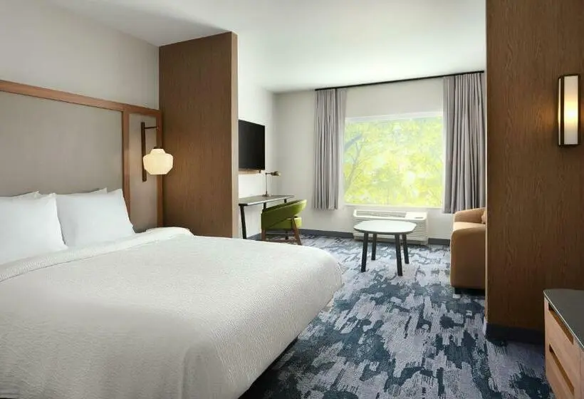 キングサイズベッドのスイートルーム, Fairfield Inn & Suites By Marriott Fort Lauderdale Northwest