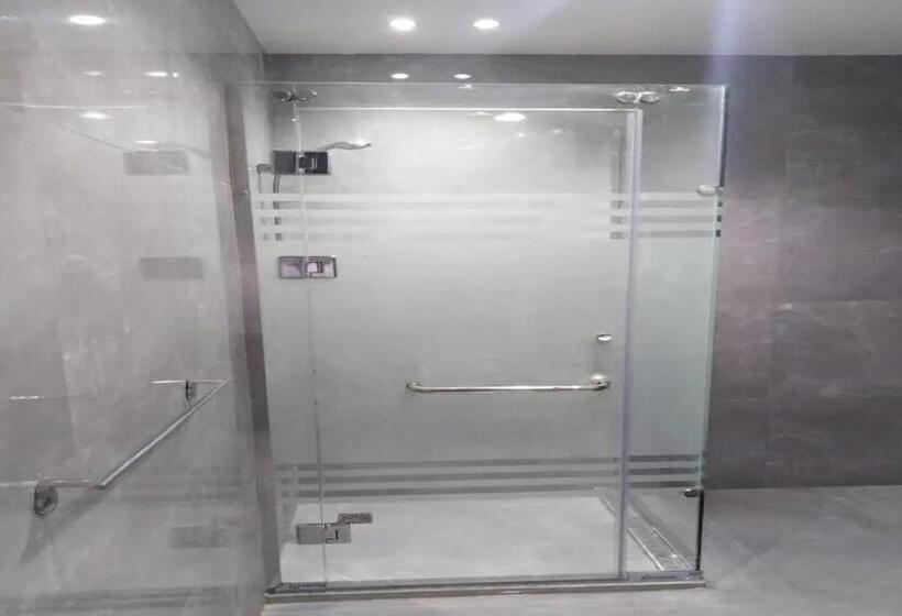کلبه ییلاقی, بورتو سعيد صف اول