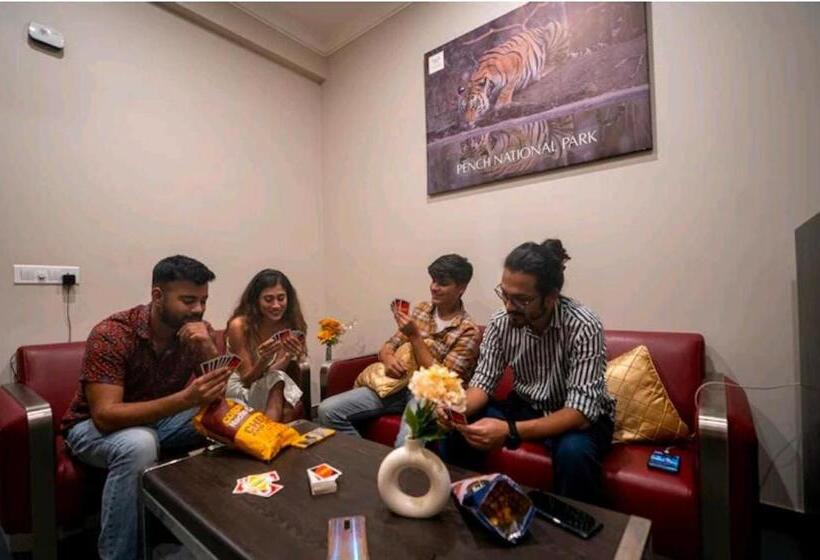 Family Studio, Vacanza By Westay Luxury Home