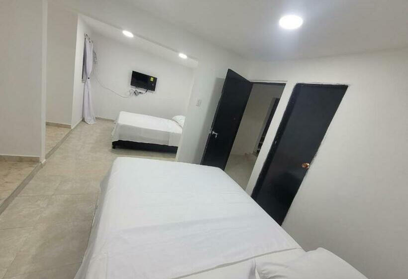 디럭스 룸, Maria Eugenia