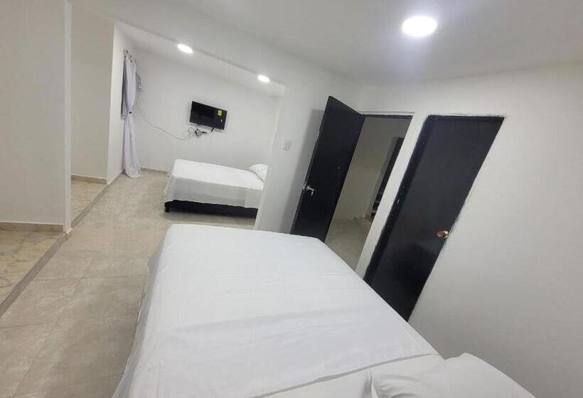 Chambre Deluxe, Maria Eugenia