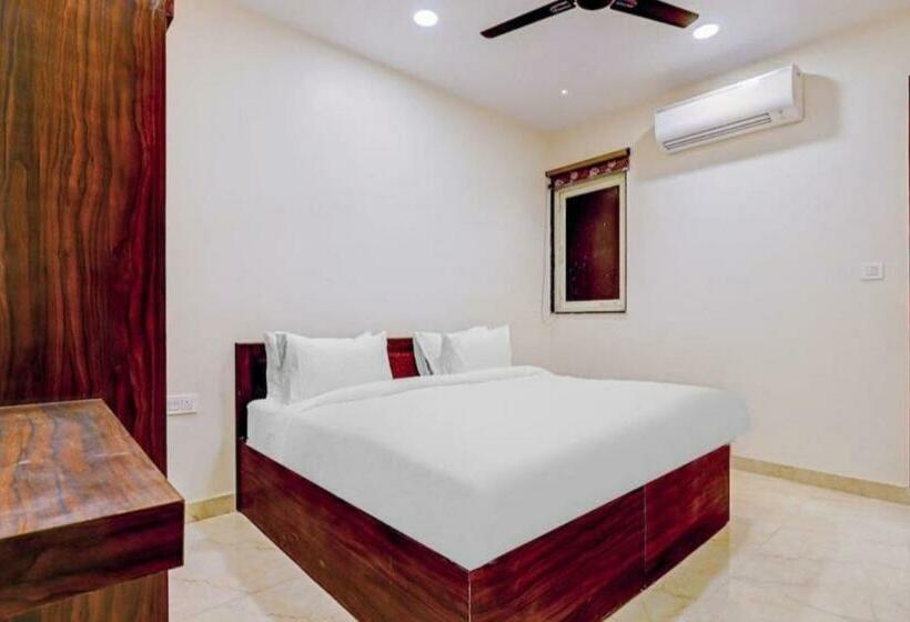 غرفة كلاسيكية ثلاثية, Oyo 80968b The Westin