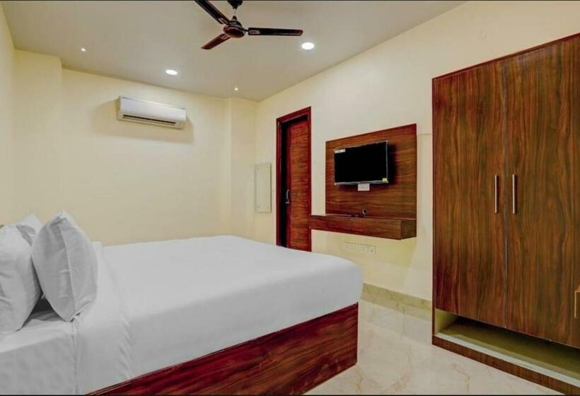 غرفة كلاسيكية ثلاثية, Oyo 80968b The Westin