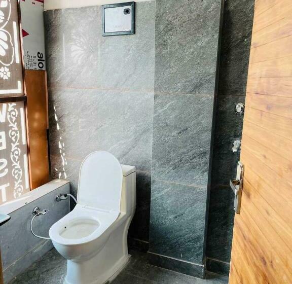 Трехместный Номер Классика, Oyo 80968b The Westin