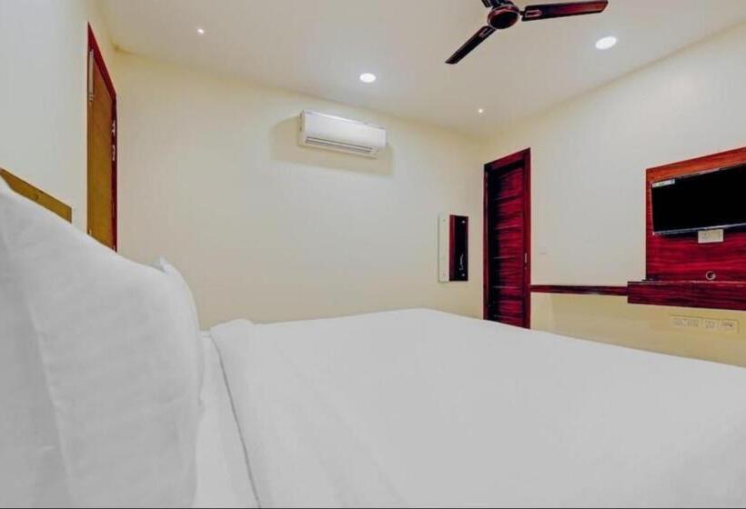 غرفة كلاسيكية ثلاثية, Oyo 80968b The Westin