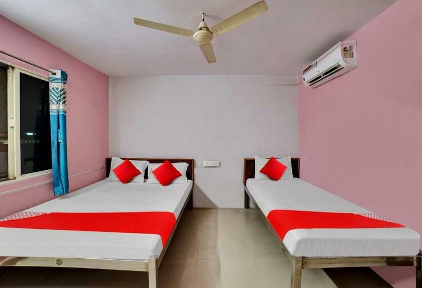 Трехместный Номер Классика, Oyo Flagship 81255  Anu Residency