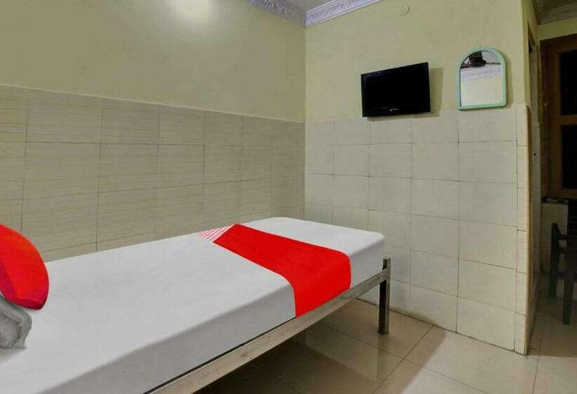 Трехместный Номер Классика, Oyo Flagship 81255  Anu Residency