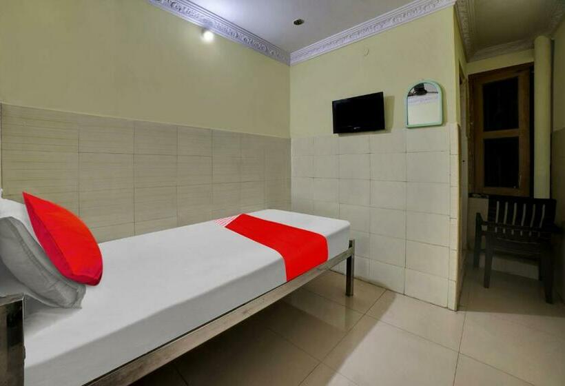 Трехместный Номер Классика, Oyo Flagship 81255  Anu Residency