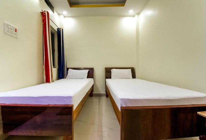 Трехместный Номер Классика, Spot On 81255b Happy Guest House