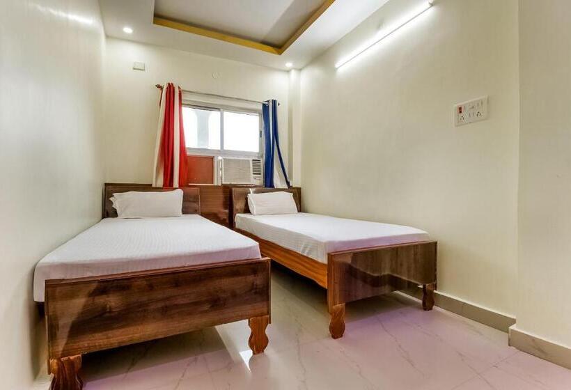 Трехместный Номер Классика, Spot On 81255b Happy Guest House