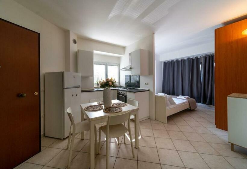 استودیوی لوکس, Residence Alessandra