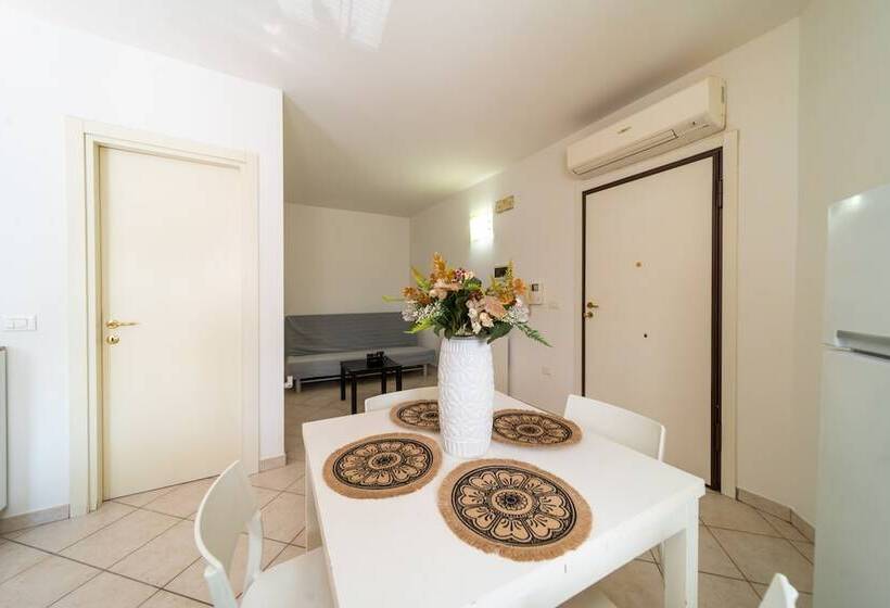 استودیوی لوکس, Residence Alessandra