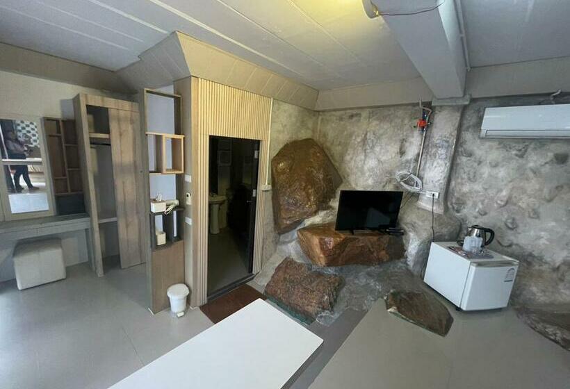 Номер Superior, ภูนางฟ้า Angel Hill