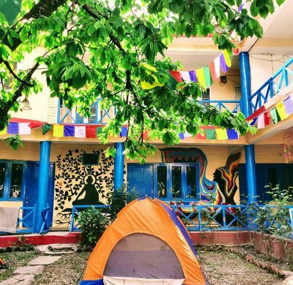 Standard Tent, Himalayan Vibes Hostel   Old Manali