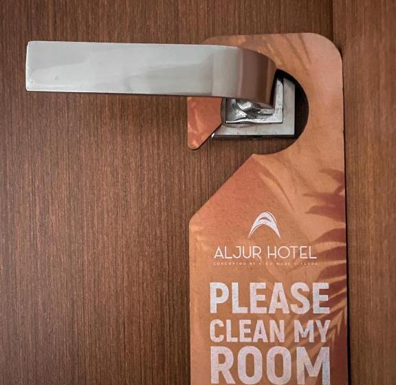 Triple Room Sea View, Aljur