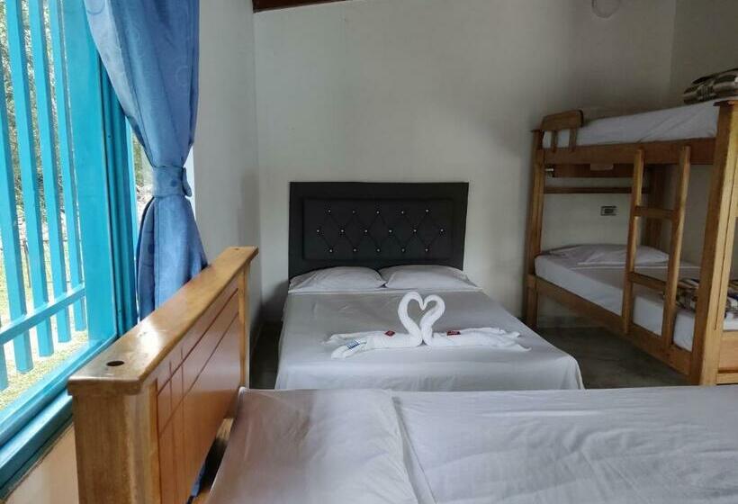 Семейный Номер, Hosteria Puerta Del Nus