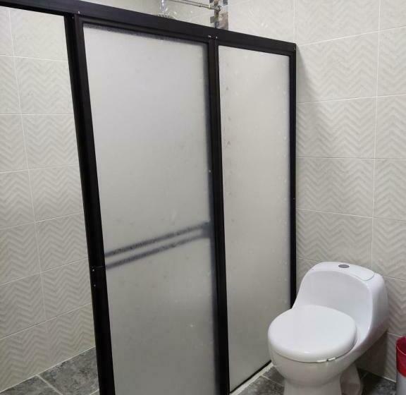 חדר משפחתי, Hosteria Puerta Del Nus