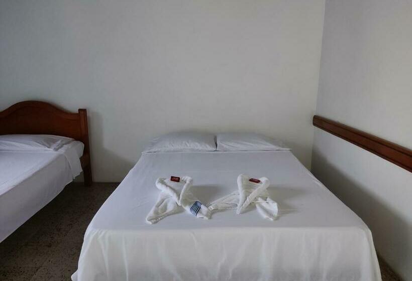 חדר סטנדרט לשלושה, Hosteria Puerta Del Nus