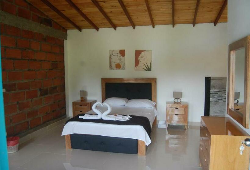 סוויטה, Hosteria Puerta Del Nus