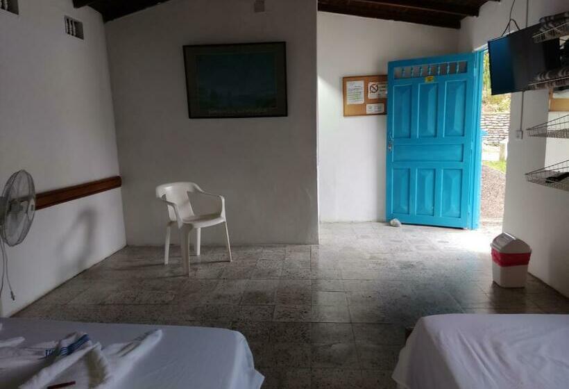 חדר סטנדרט לשלושה, Hosteria Puerta Del Nus