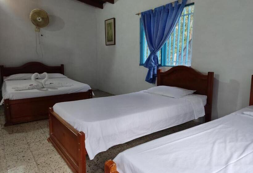 Семейный Номер, Hosteria Puerta Del Nus