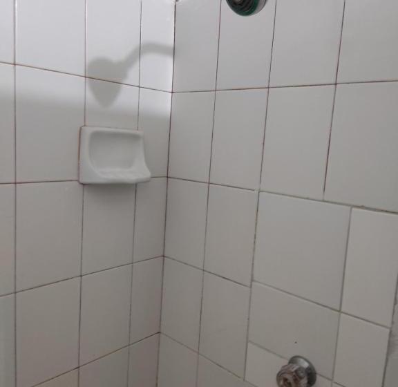 חדר משפחתי, Hosteria Puerta Del Nus