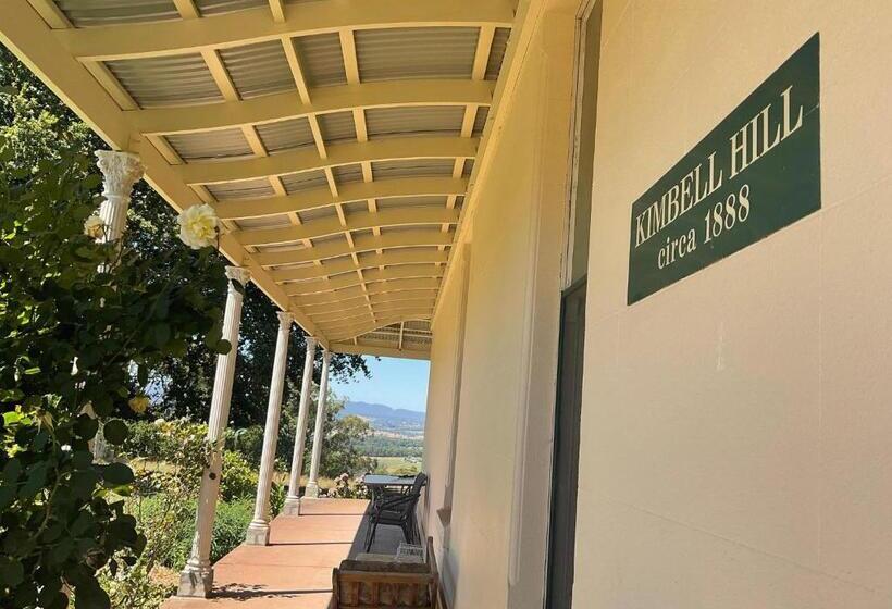 ３ベッドルームアパートメント, Kimbell Hill