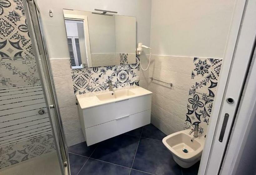 标准间带阳台, La Giara