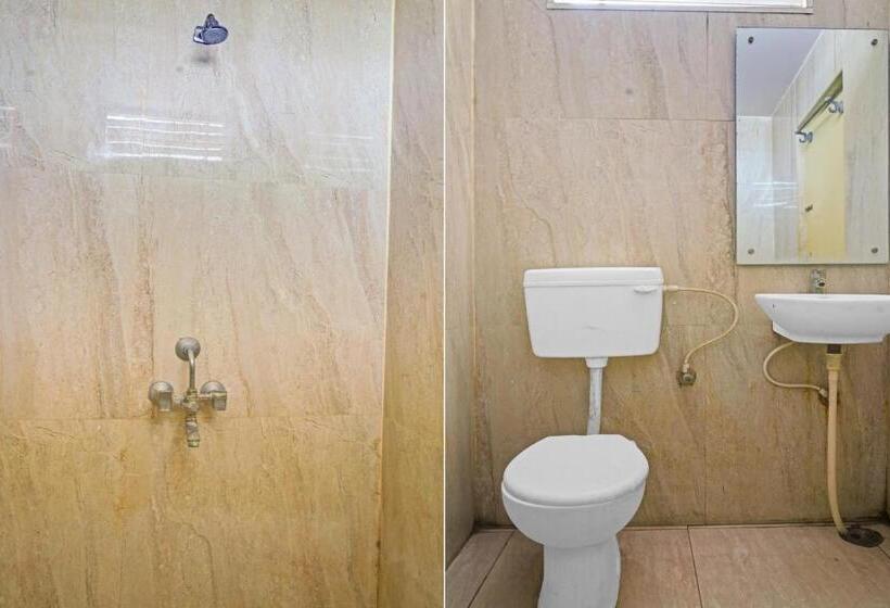 Трехместный Номер Классика, Oyo Flagship 81091  Samrat