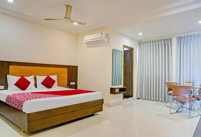 Трехместный Номер Классика, Oyo Flagship 81091  Samrat