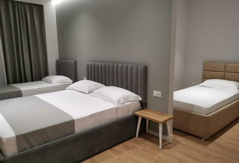 발코니가 있는 4인용 스탠다드 룸, Te Aldo