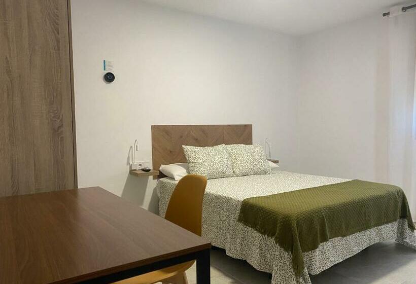 标准间, Suites Benalup Centro