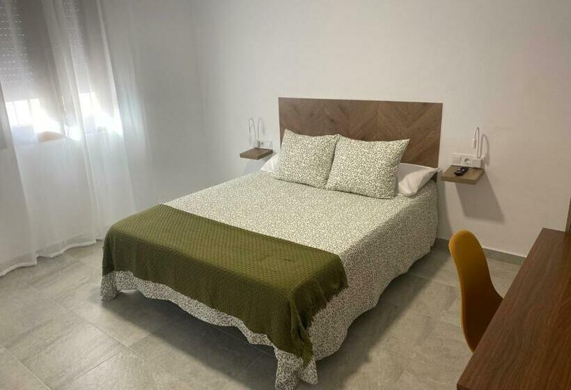 标准间, Suites Benalup Centro