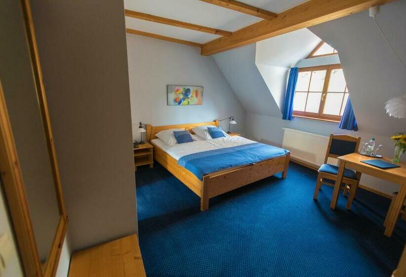 スタンダードルーム, Blaue Blume