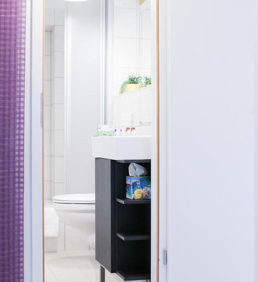 １ベッドルームアパートメント, Blaue Blume