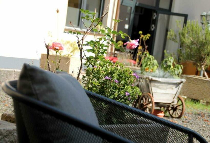 חדר אקונומי, Bruckertshof