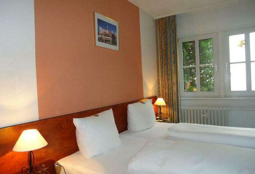 标准间, Burgstuben