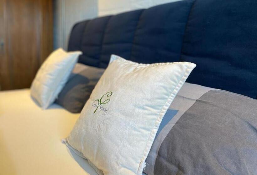 اتاق استاندارد سه نفره, Casa Verde