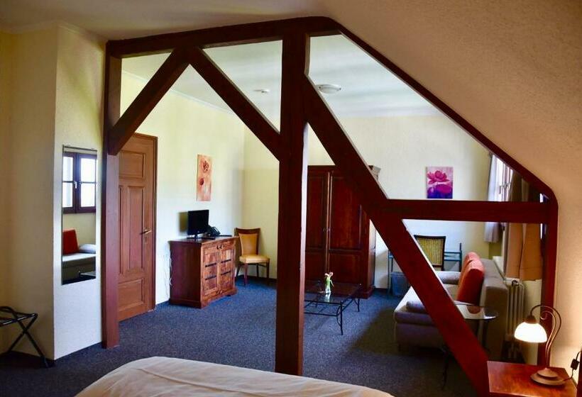 Quarto Estandar com Sacada, & Chalets Herrihof