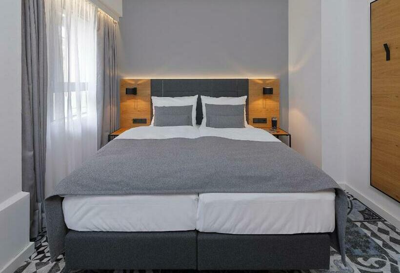 اتاق استاندارد, Coffee Fellows Hotel Trier