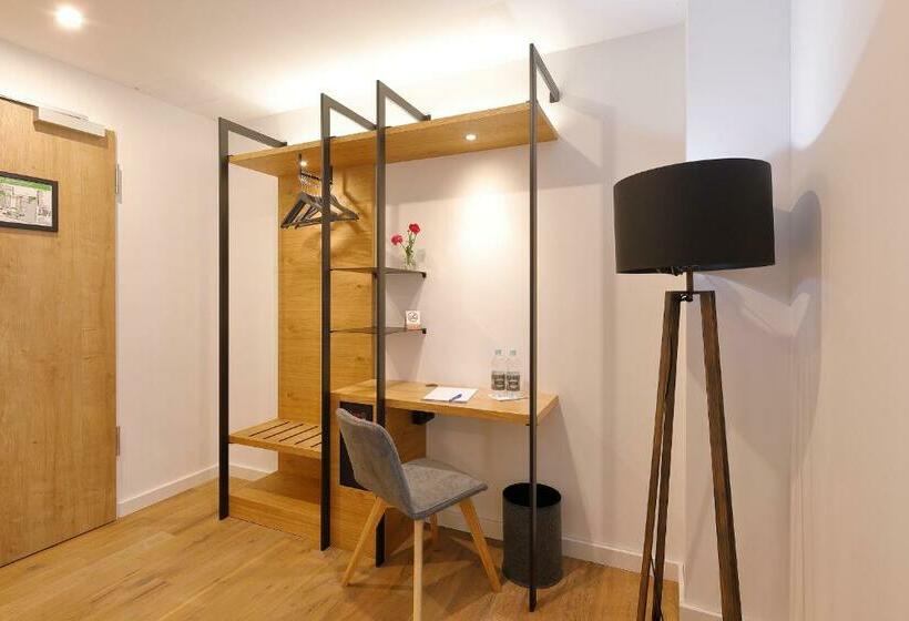 اتاق استاندارد, Coffee Fellows Hotel Trier
