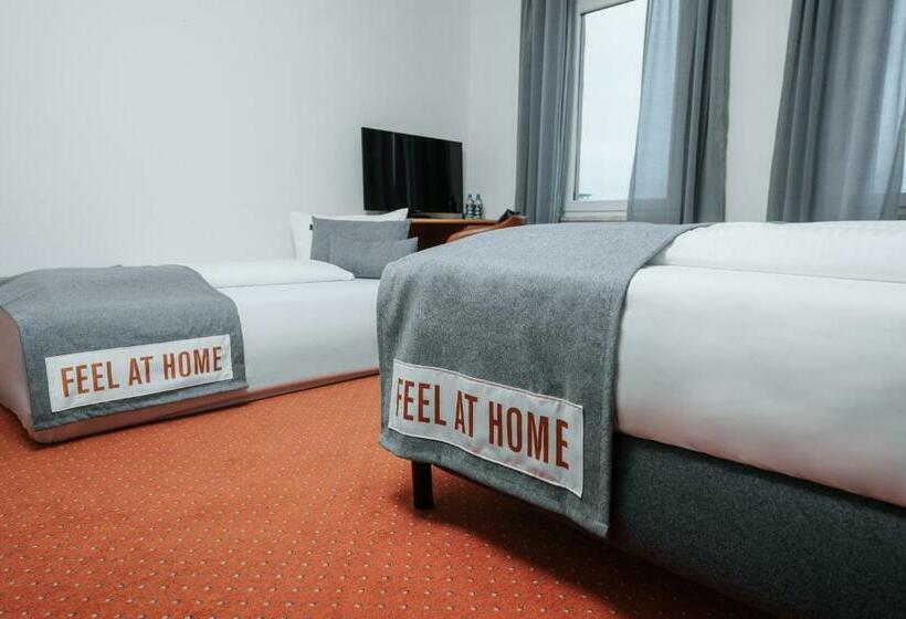 Номер Стандарт Вид на Реку, Coffee Fellows Hotel Trier