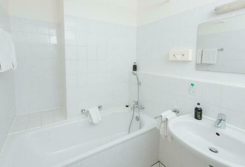 اتاق استاندارد با چشمانداز رودخانه, Coffee Fellows Hotel Trier