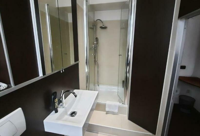 4인용 스탠다드 룸, Corveyer Hof