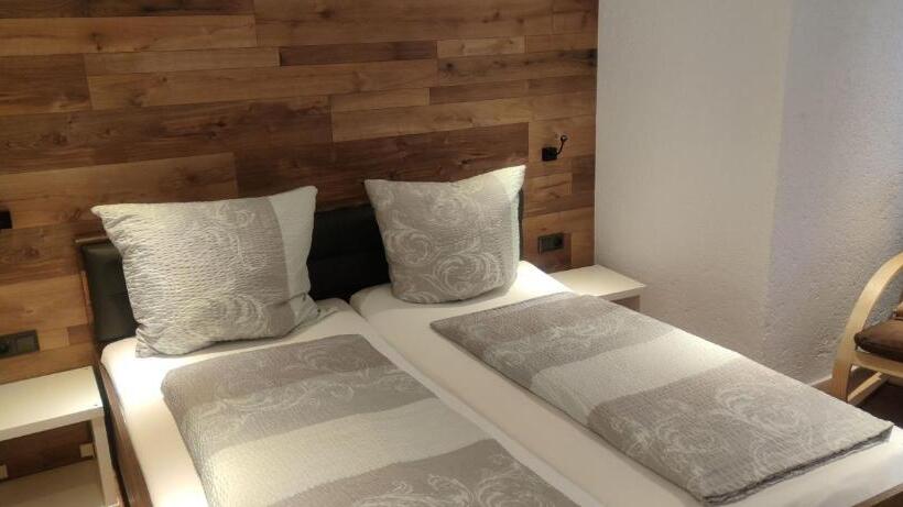 패밀리 룸, Corveyer Hof