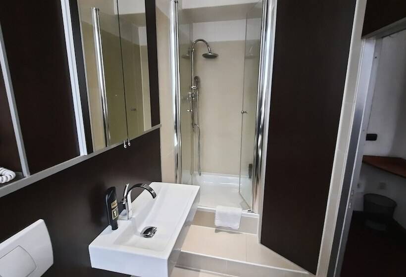 4인용 스탠다드 룸, Corveyer Hof