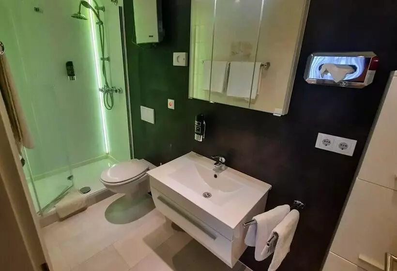Standard Triple Room, Corveyer Hof